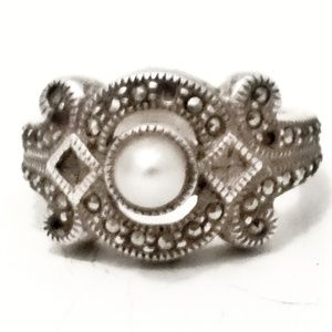 Vintage Judith Jack Sterling Marcasite Pearl Ring